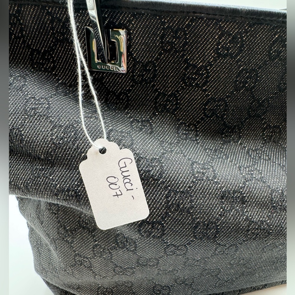 Gucci-Authentic-Vintage Tote Bag GG Black Denim/ Leather straps & Piping - Picture 14 of 16